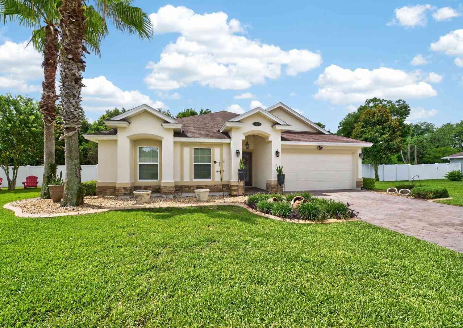Homes For Sale - 53 Auberry Drive<br/> Flagler County, PALM COAST, FL 32137
