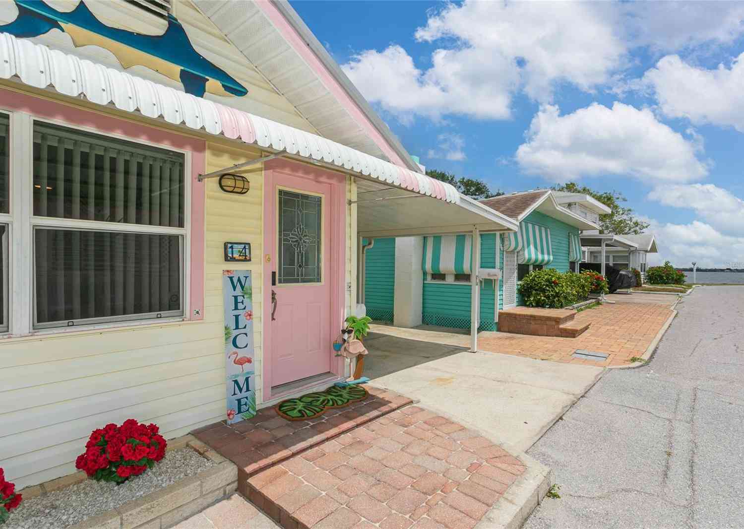 Homes For Sale - 14 Lafayette Street<br/> BRADENTON, FL 34208