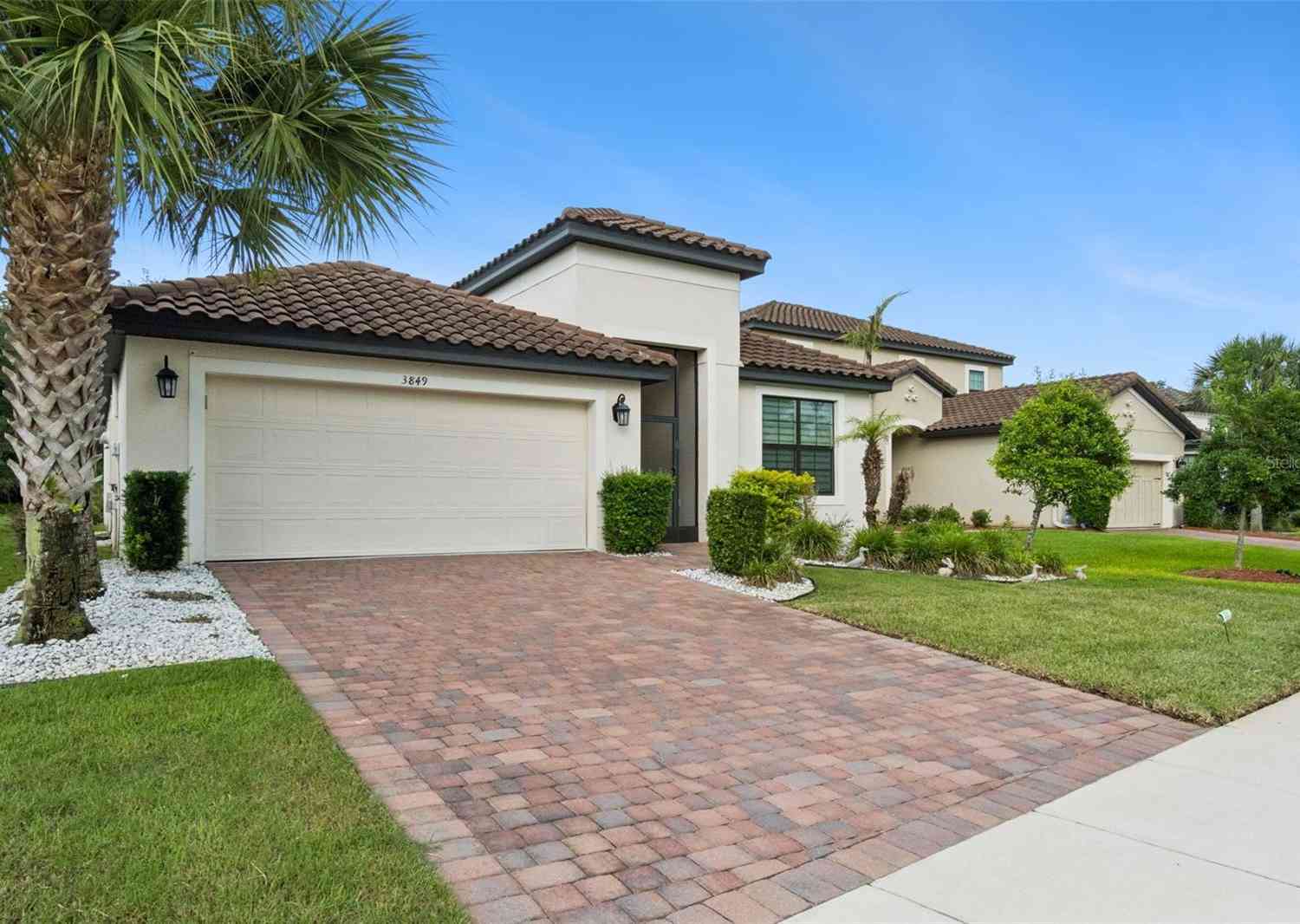 Homes For Sale - 3849 Carrick Bend Drive<br/> Osceola County, KISSIMMEE, FL 34746