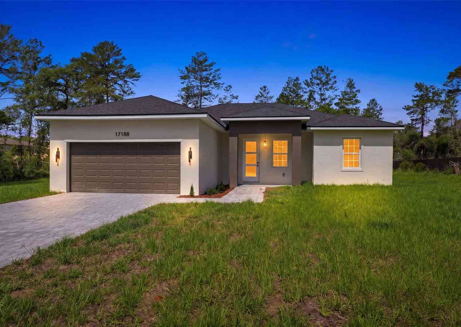 Homes For Sale - 17188 SW 18th Avenue Road<br/> OCALA, FL 34473