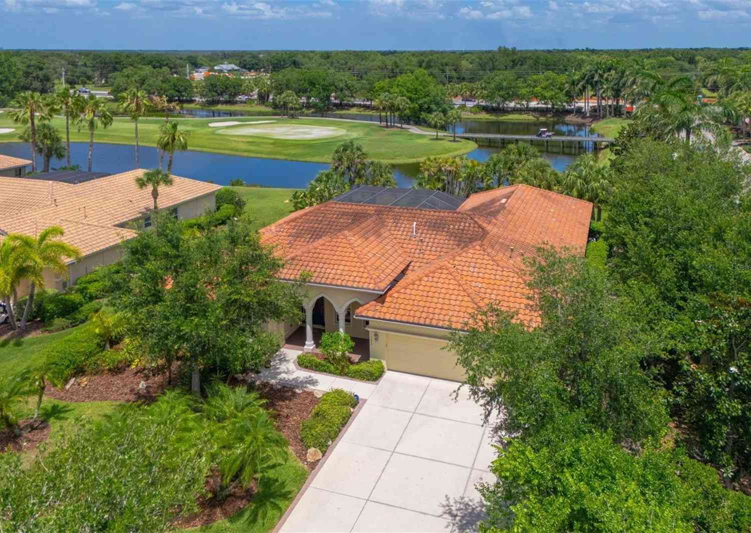 Homes For Sale - 10622 Conch Shell Terrace<br/> BRADENTON, FL 34212