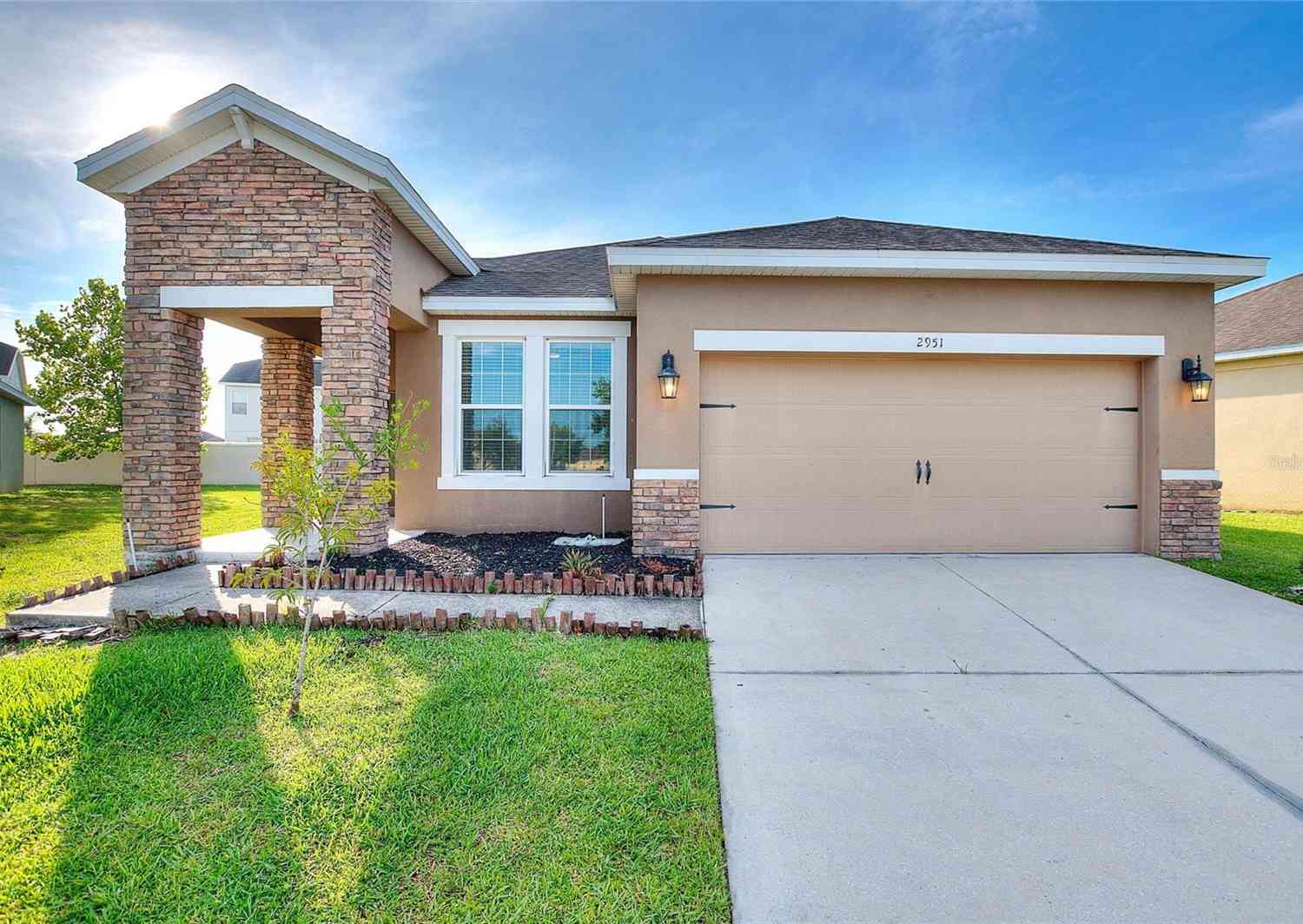 Homes For Sale - 2951 Top Water Way<br/> Osceola County, KISSIMMEE, FL 34746