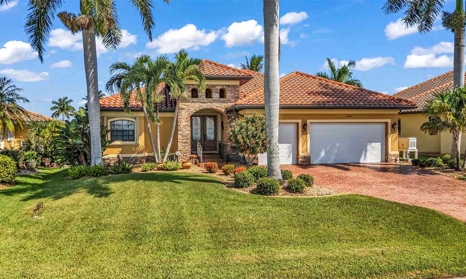 Homes For Sale - 4074 La Costa Island Court<br/> PUNTA GORDA, FL 33950