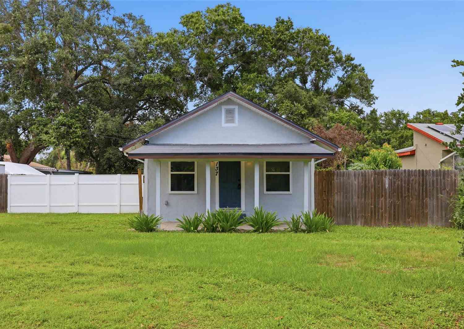 Townhouse For Sale - 1137 Shawnee Drive<br/> Osceola County, KISSIMMEE, FL 34744