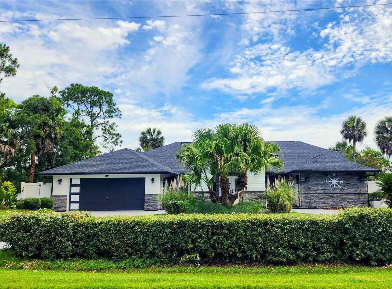 Homes For Sale - 20 Covington Lane<br/> PALM COAST, FL 32137