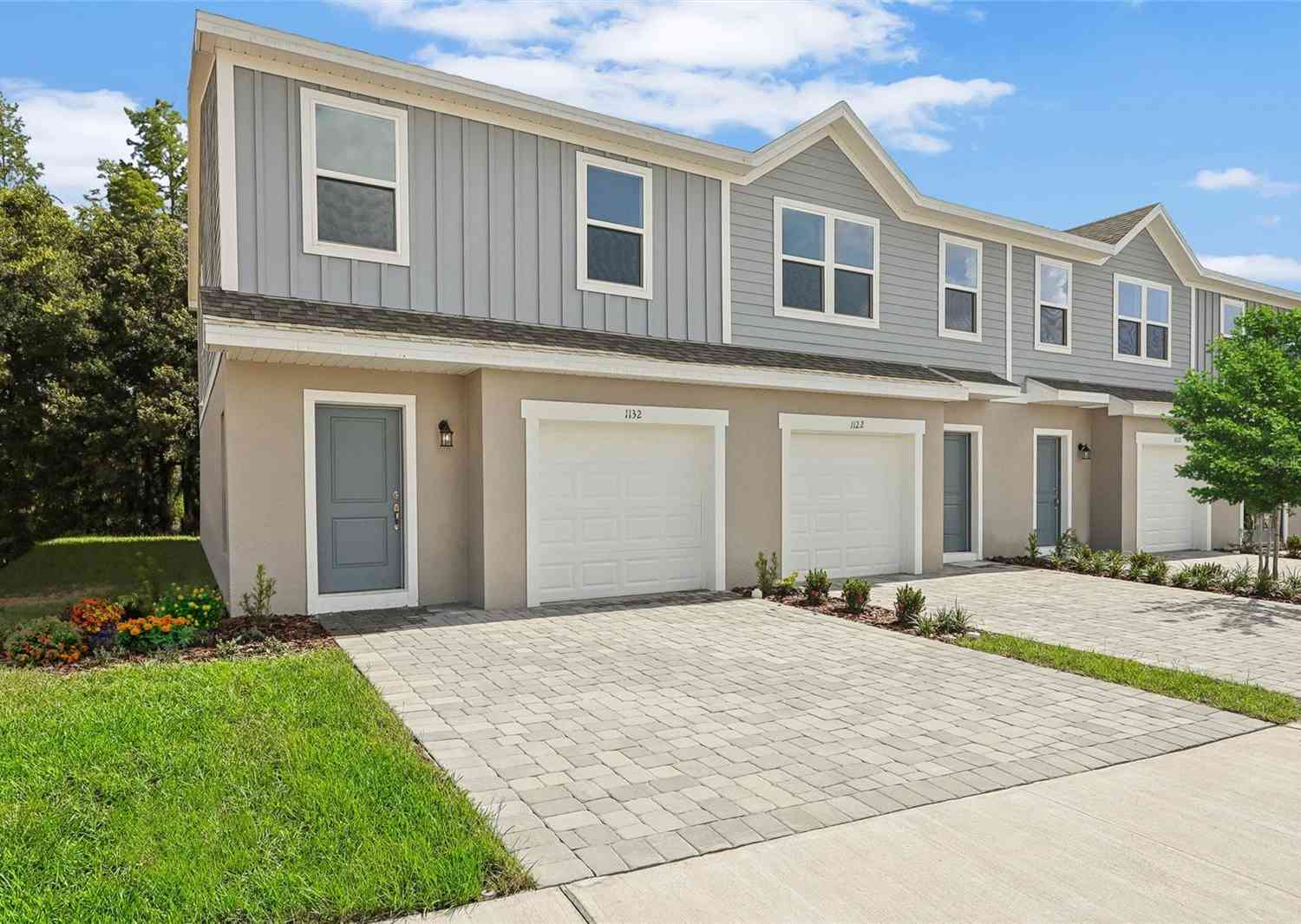 Townhouse For Sale - 1938 Fan Palm Drive<br/> DAVENPORT, FL 33897