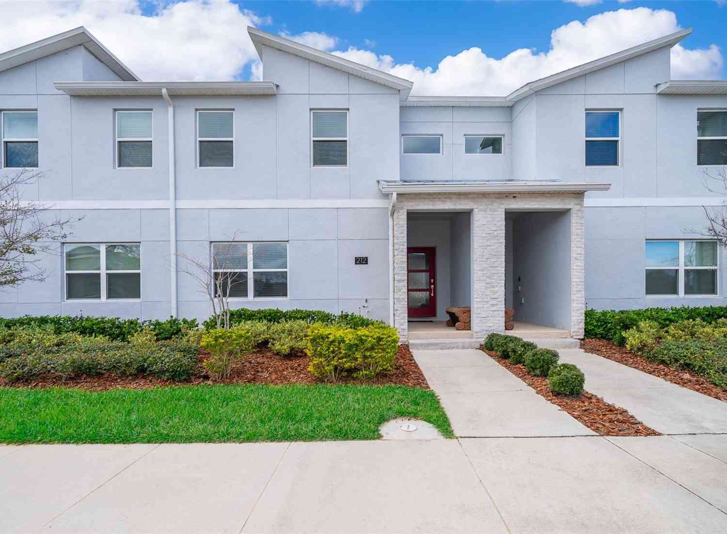 Townhouse For Sale - 212 Ocean Course Avenue<br/> Osceola County, DAVENPORT, FL 33896