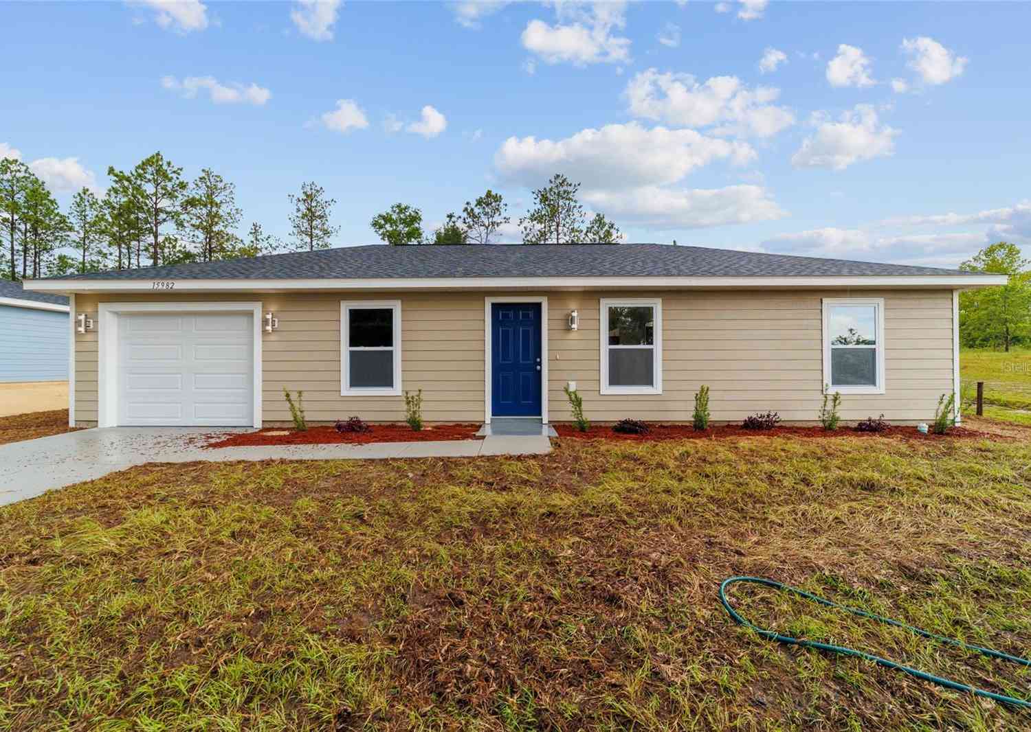 Homes For Sale - 24153 NW Tamarind Lane<br/> DUNNELLON, FL 34431