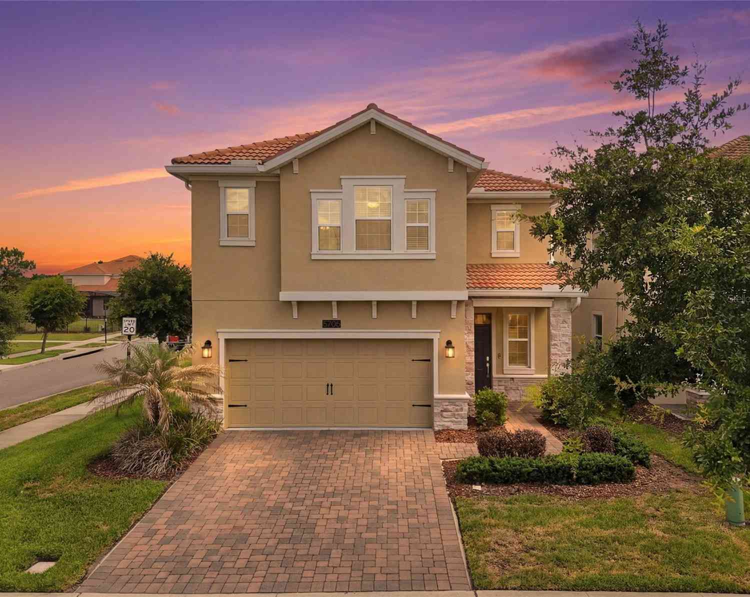 Homes For Sale - 8700 Pacific Dunes Drive<br/> Osceola County, DAVENPORT, FL 33896