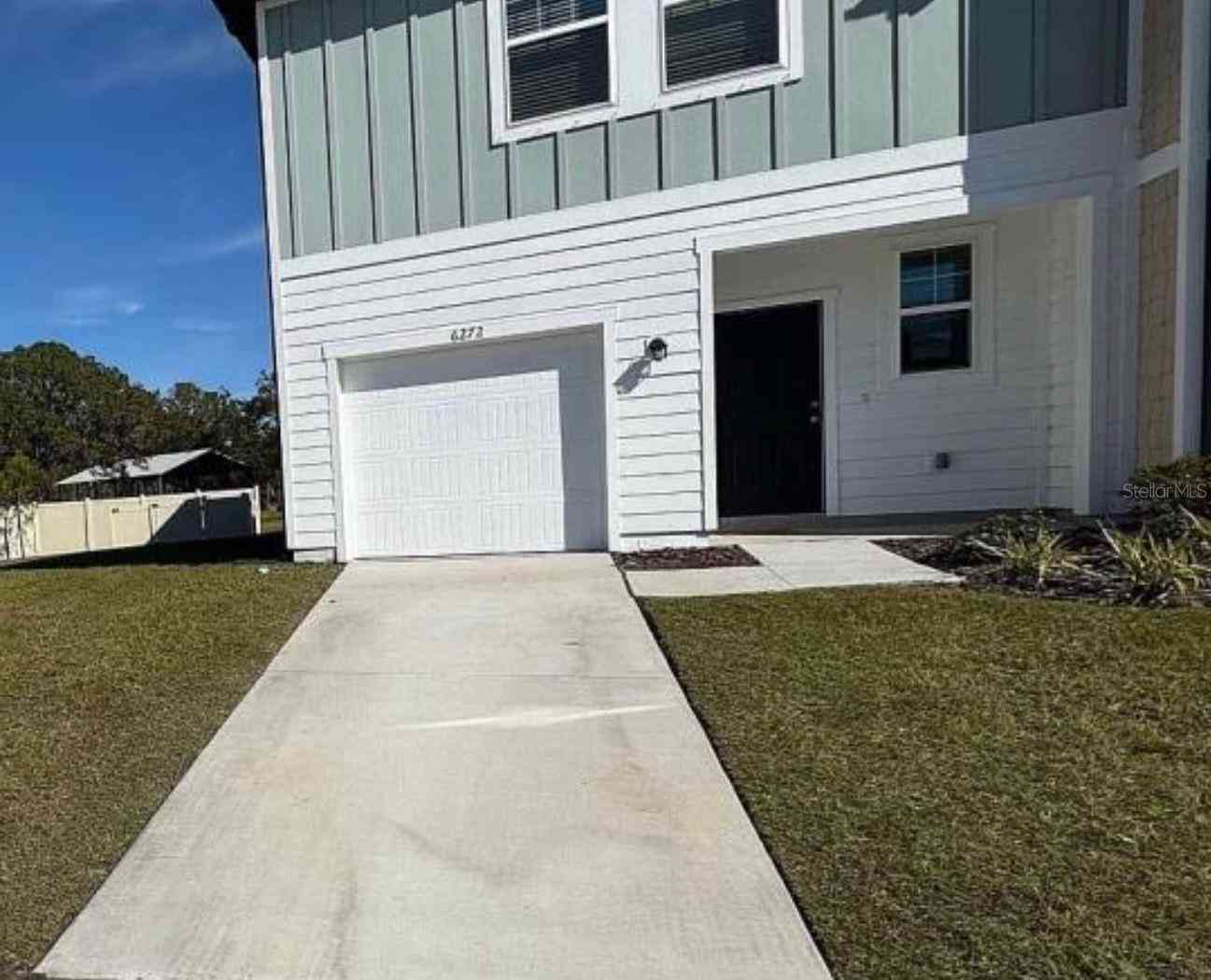 Homes For Sale - 6272 Bucket Court<br/> Hillsborough County County, GIBSONTON, FL 33534