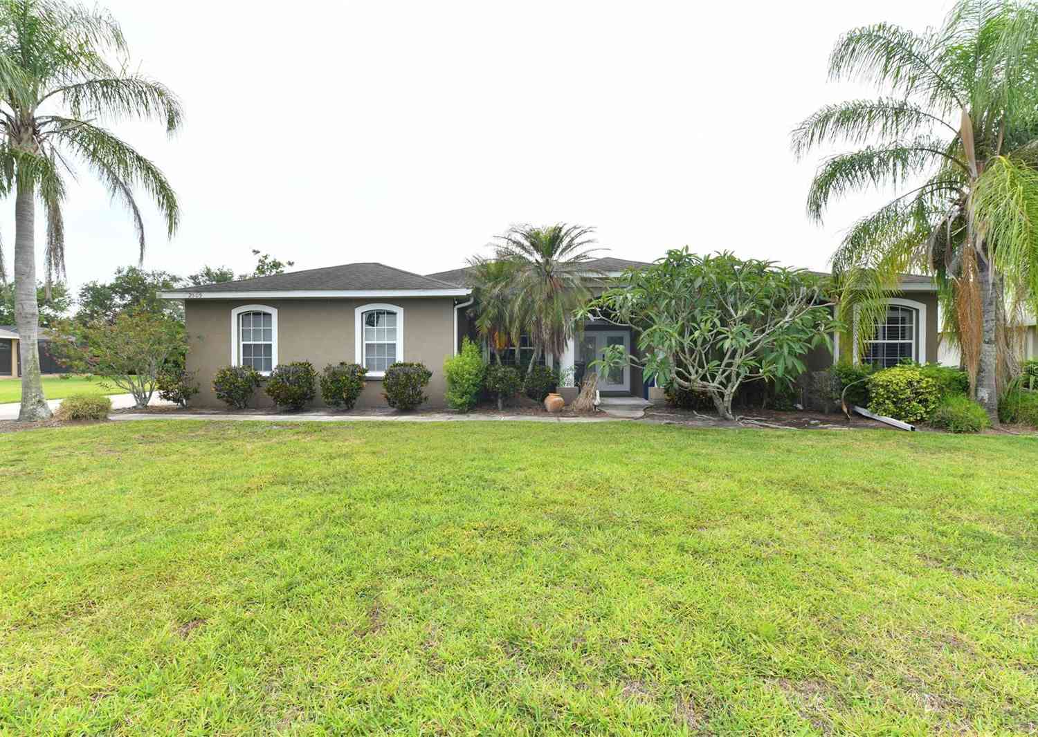 Homes For Sale - 2509 155th Avenue<br/> PARRISH, FL 34219