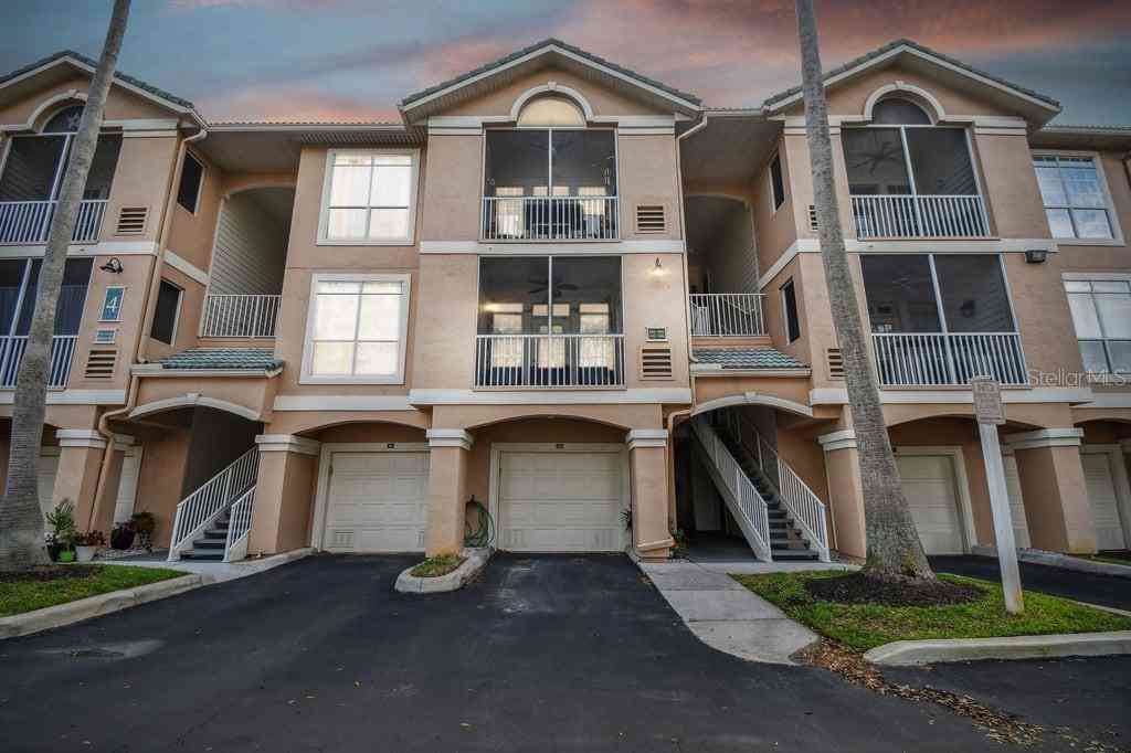 Condo For Sale - 4304 Bay Club Circle #4304<br/> Tampa, FL 33607