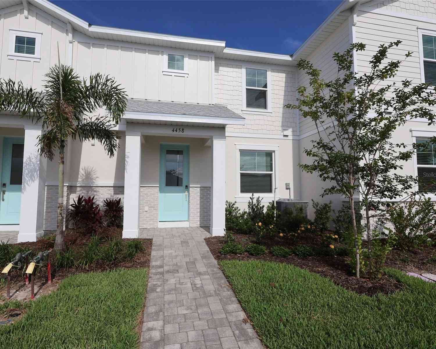 Townhouse For Sale - 4458 Sunset Garden Street<br/> BRADENTON, FL 34210