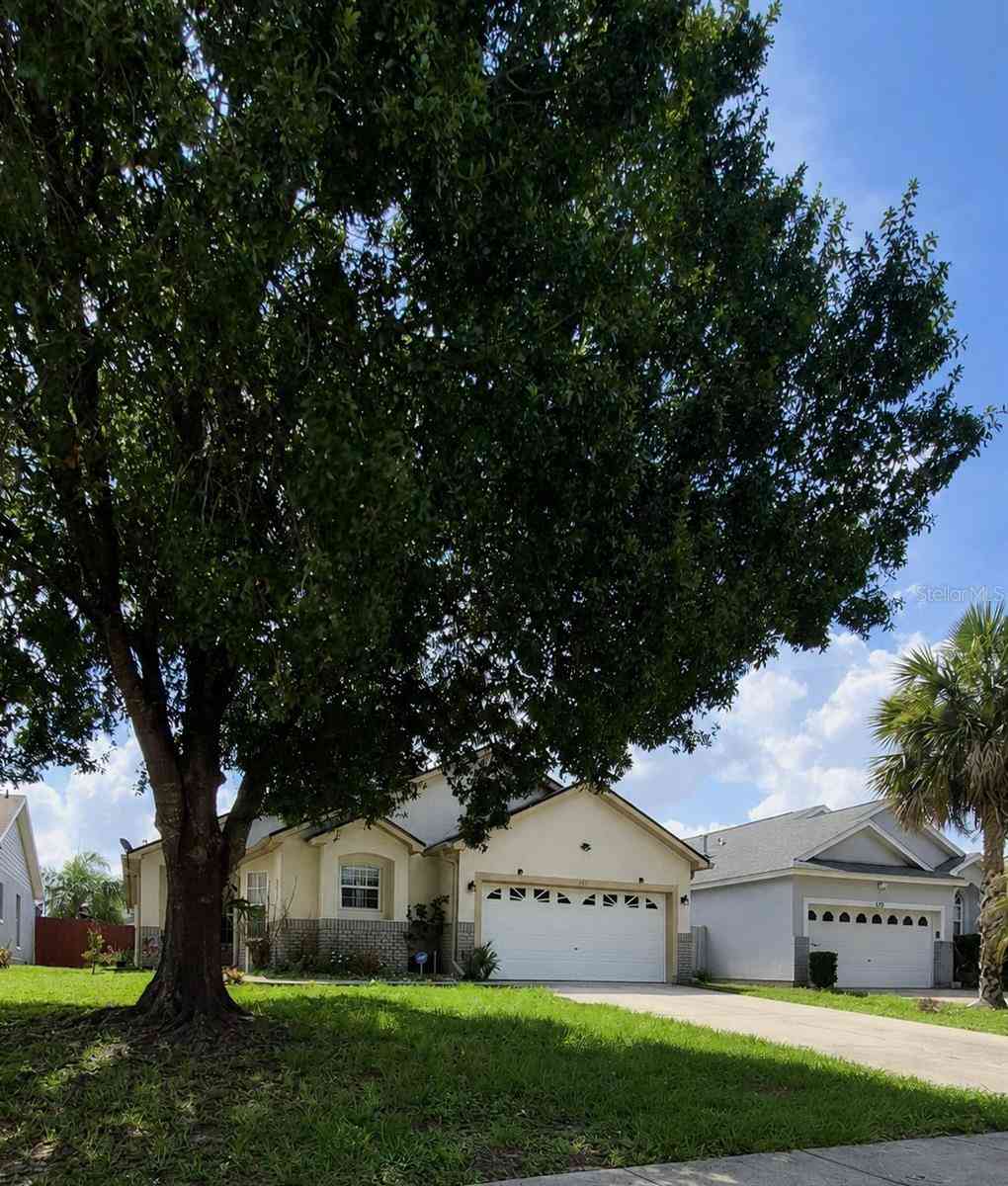 Homes For Sale - 121 S Roma Way<br/> Osceola County, KISSIMMEE, FL 34746