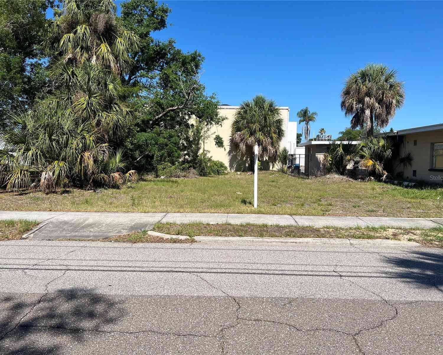 Vacant Land For Sale - 1104 N Garden Street<br/> CLEARWATER, FL 33755