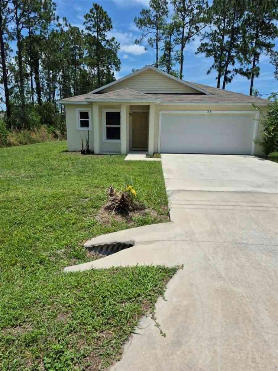 Homes For Sale - 173 Ryberry Drive<br/> Flagler County, PALM COAST, FL 32164