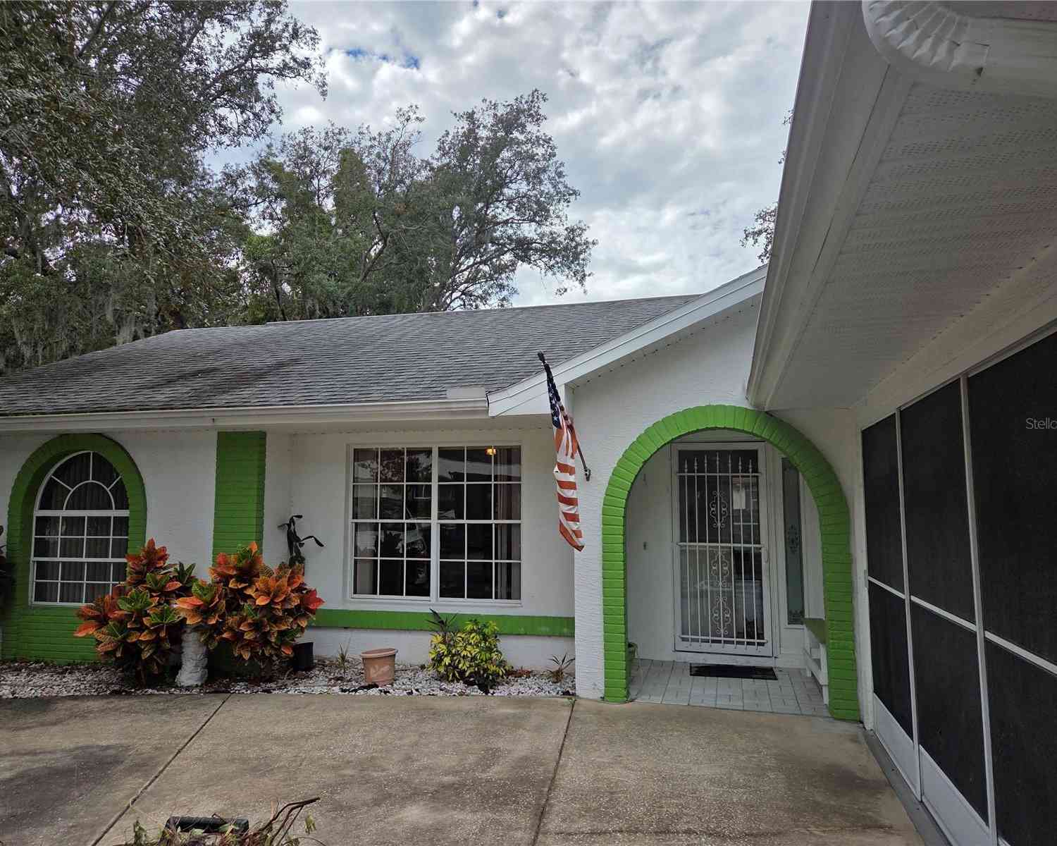 Homes For Sale - 7605 Landmark Drive<br/> Hernando County, SPRING HILL, FL 34606
