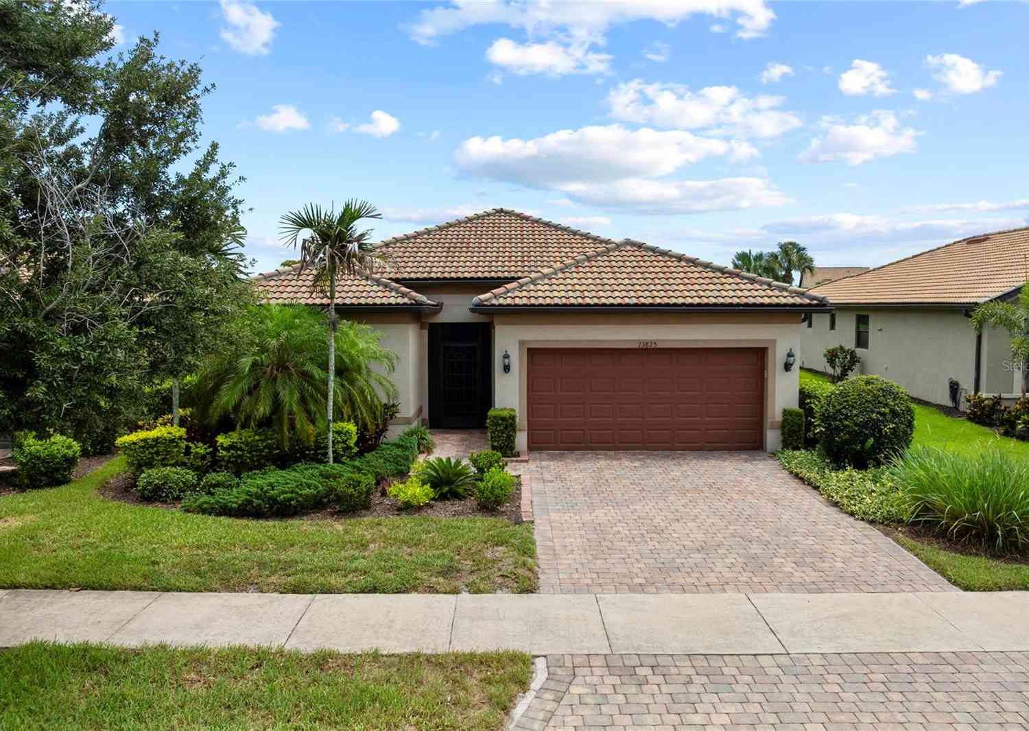 Homes For Sale - 13825 Rinuccio Street<br/> VENICE, FL 34293