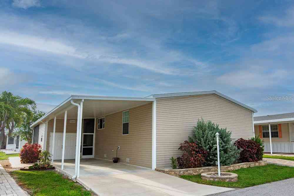 Mobile Home For Sale - 11 Brink Avenue<br/> PUNTA GORDA, FL 33950