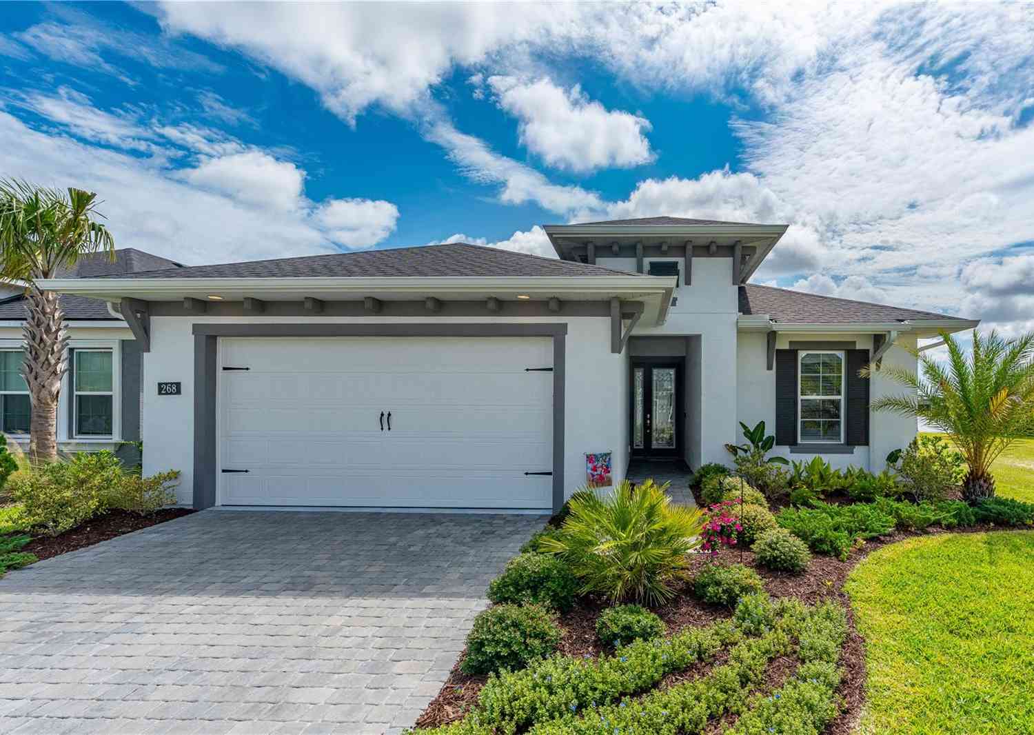 Homes For Sale - 268 Mosaic Boulevard<br/> DAYTONA BEACH, FL 32124