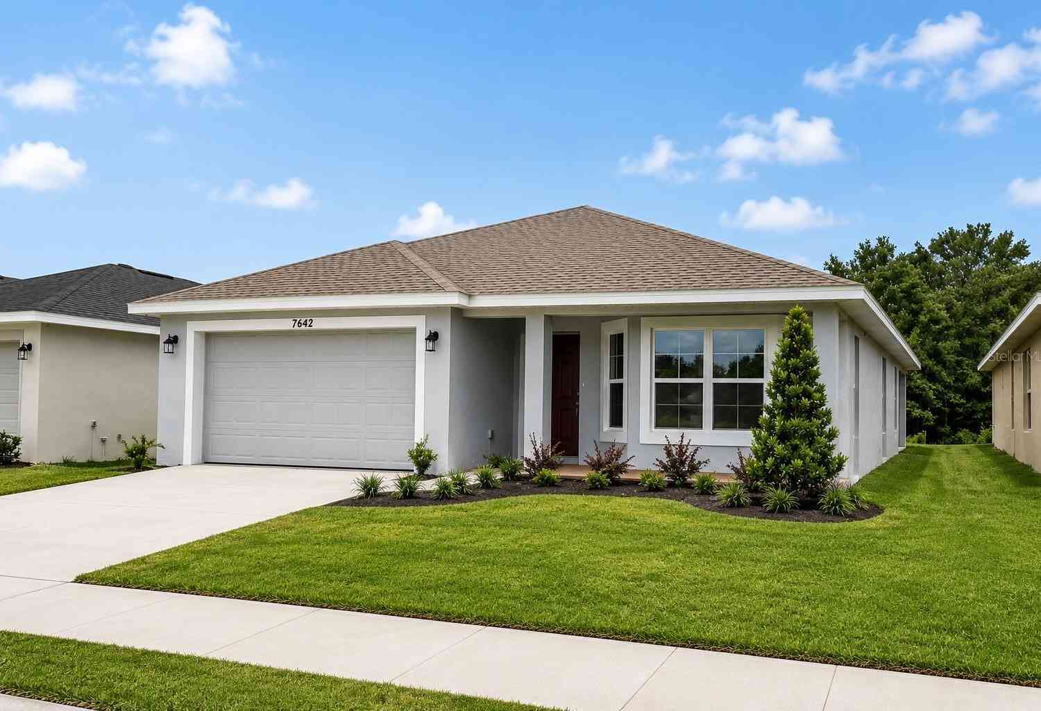 Homes For Sale - 7642 Bent Tree Loop<br/> Saint Cloud, FL 34773