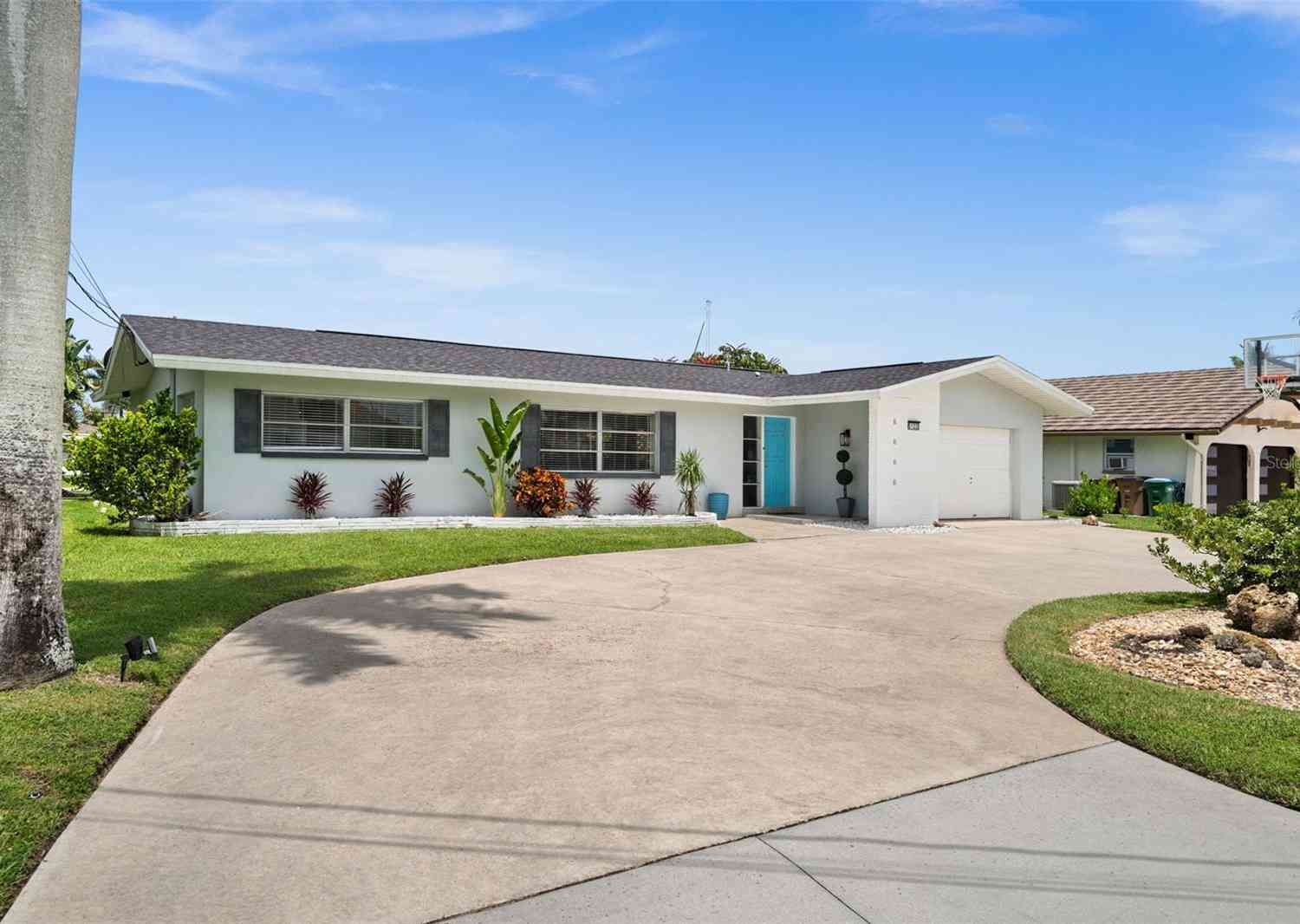 Homes For Sale - 5122 SW 3rd Avenue<br/> CAPE CORAL, FL 33914