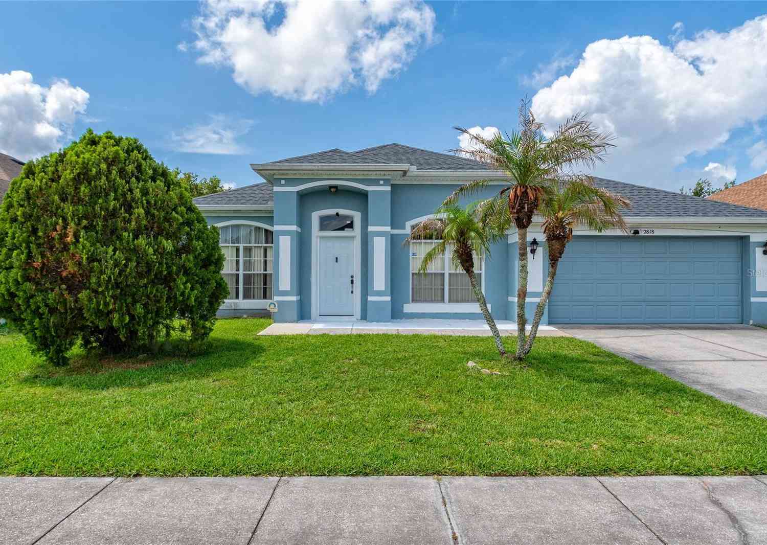 Homes For Sale - 2818 Oconnell Drive<br/> KISSIMMEE, FL 34741