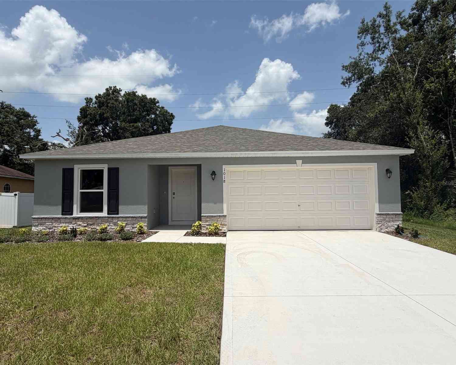 Homes For Sale - 1018 Heron Court<br/> POINCIANA, FL 34759
