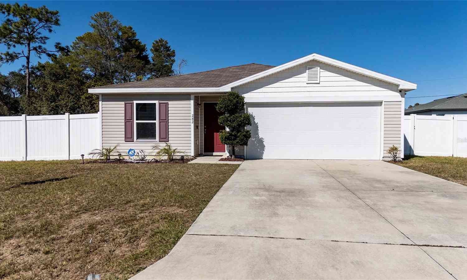 Homes For Sale - 282 Fig Court<br/> KISSIMMEE, FL 34759