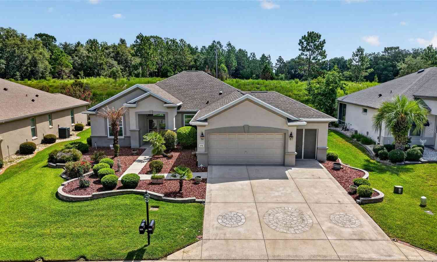 Homes For Sale - 9785 SE 125th Lane<br/> SUMMERFIELD, FL 34491