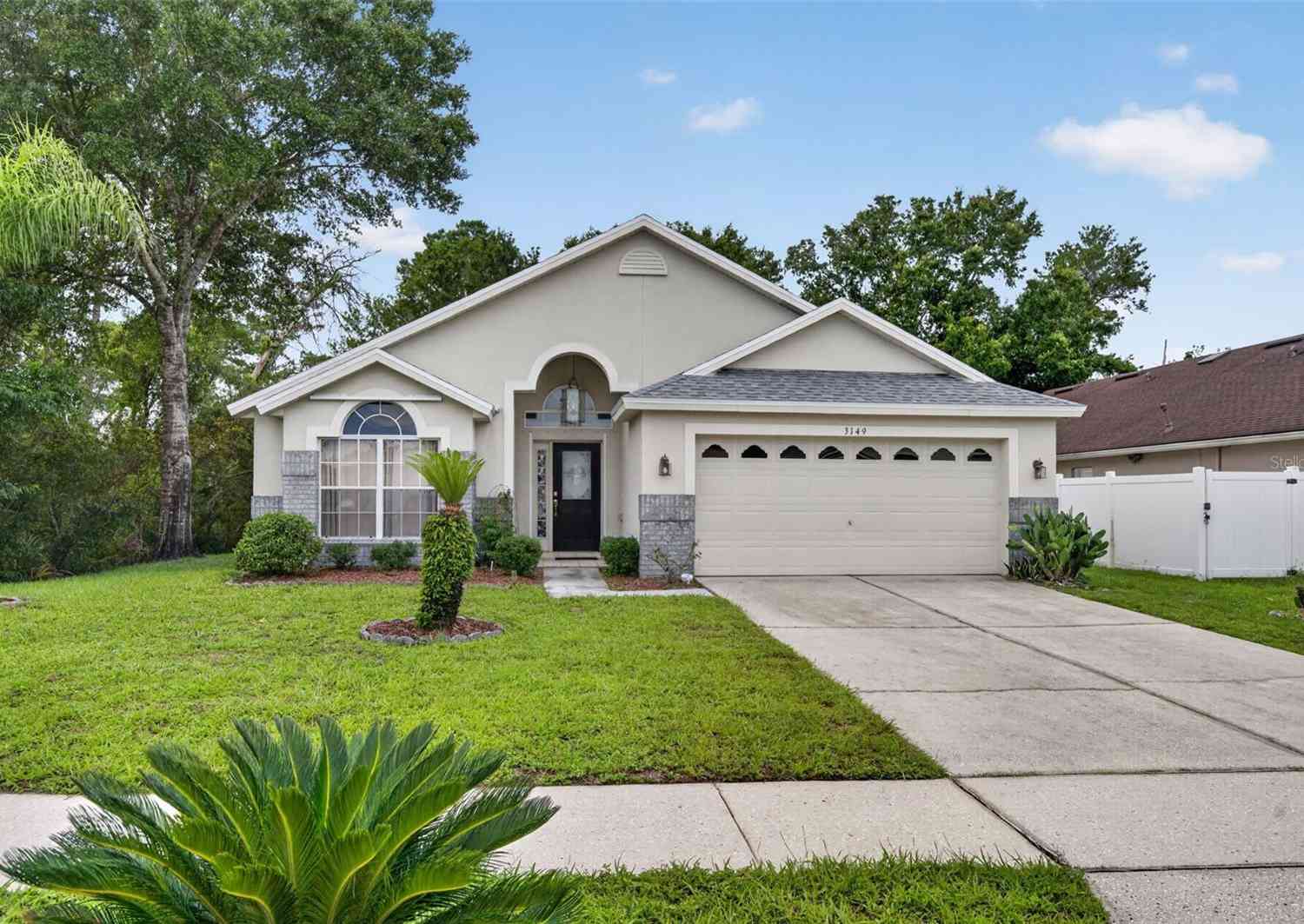Homes For Sale - 3149 Red Berry Court<br/> DELTONA, FL 32725