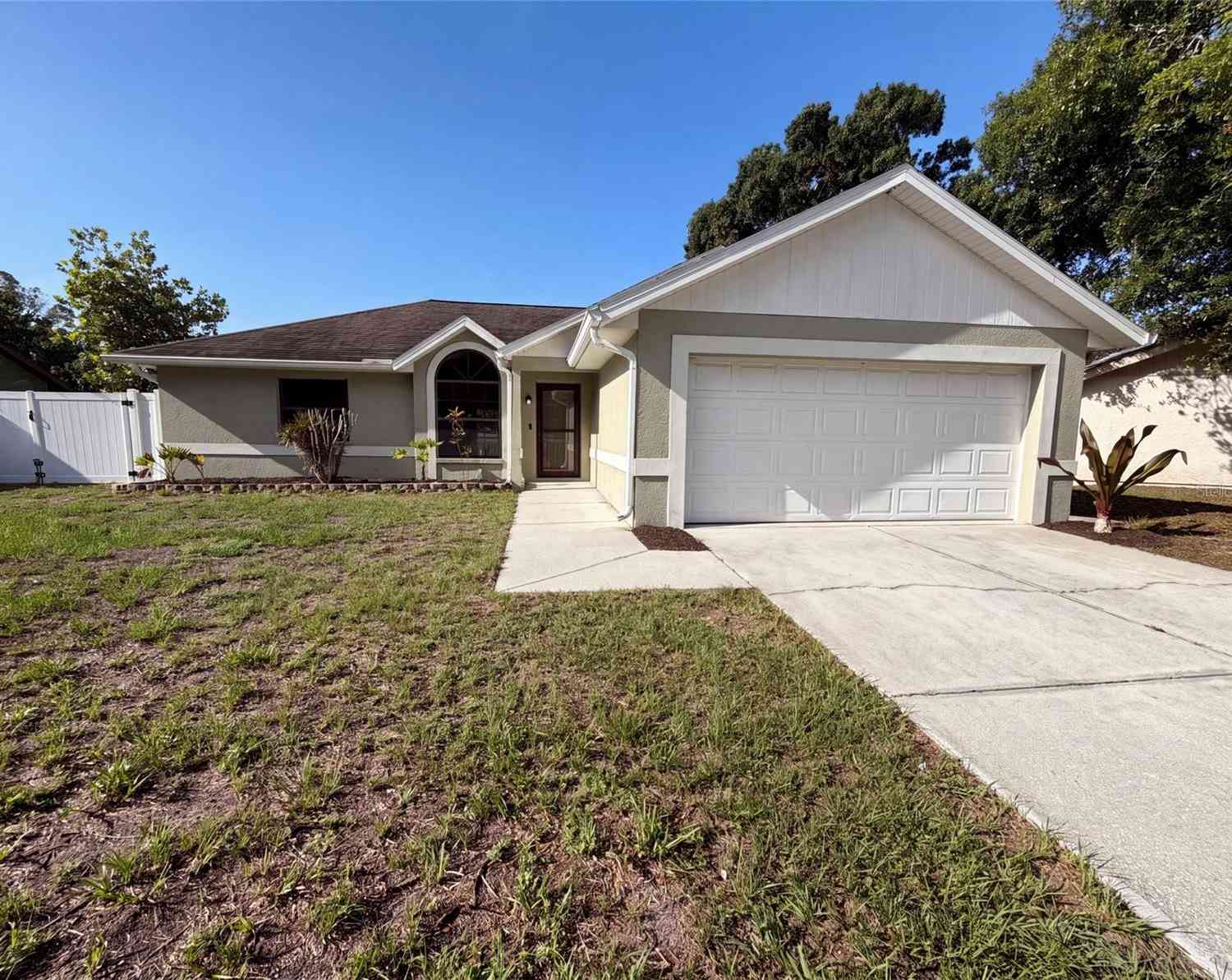 Homes For Sale - 3430 55th Drive<br/> BRADENTON, FL 34203