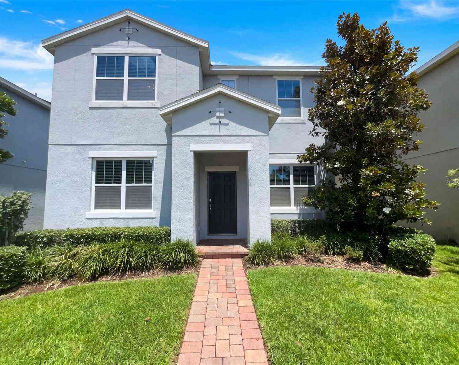 Homes For Sale - 2264 Ficus Alley<br/> APOPKA, FL 32703