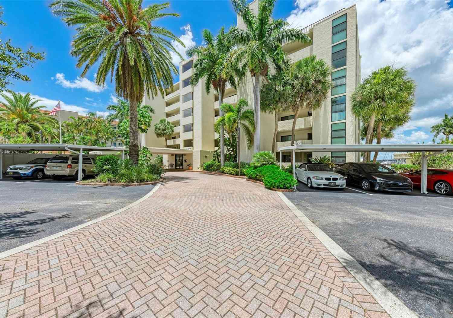 Condo For Sale - 1510 1st Avenue #503<br/> BRADENTON, FL 34205