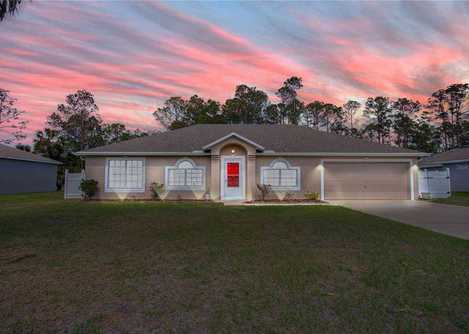 Homes For Sale - 7 Smokehouse Place<br/> PALM COAST, FL 32164