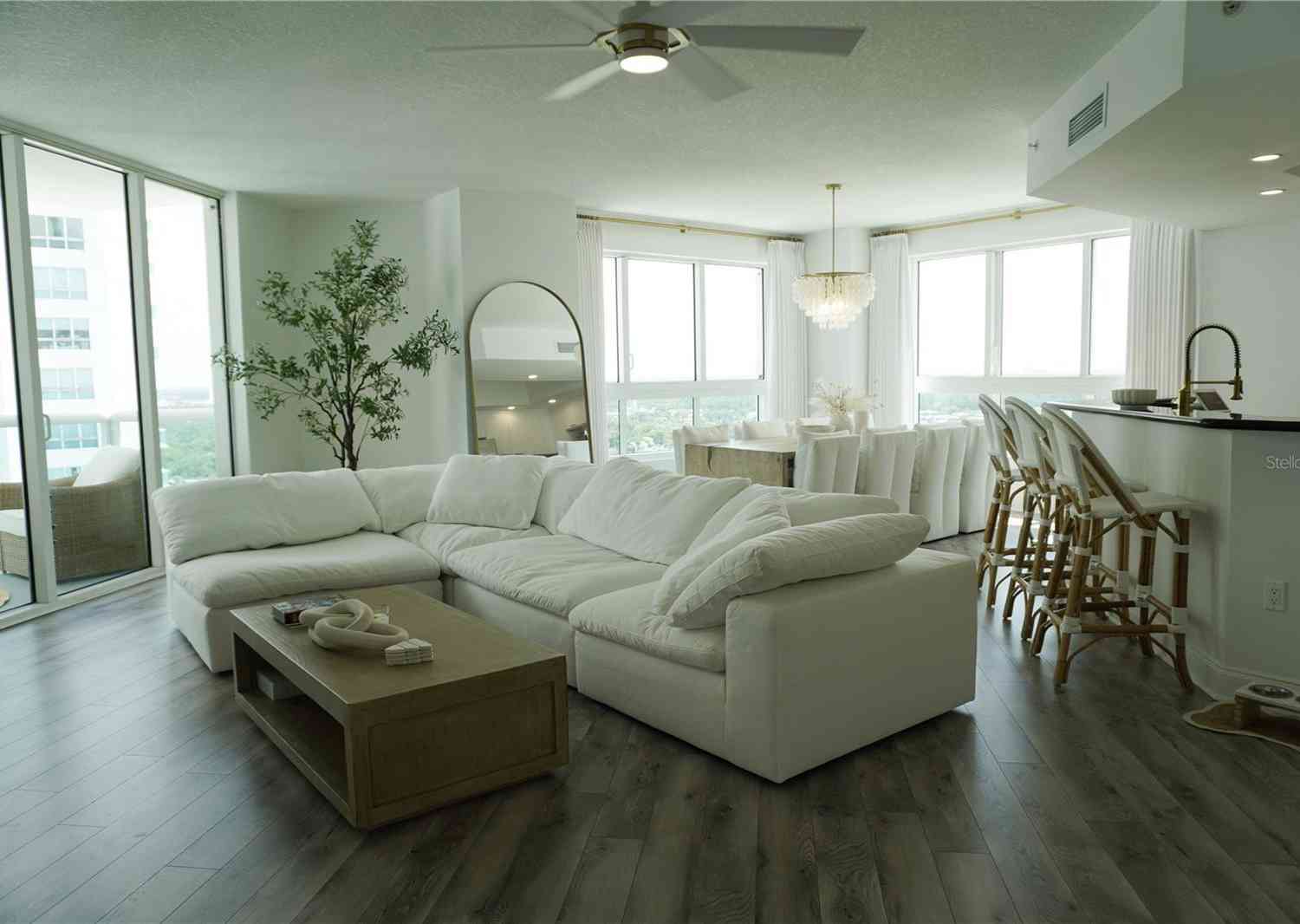 Condo For Sale - 241 Riverside Drive #2009<br/> HOLLY HILL, FL 32117