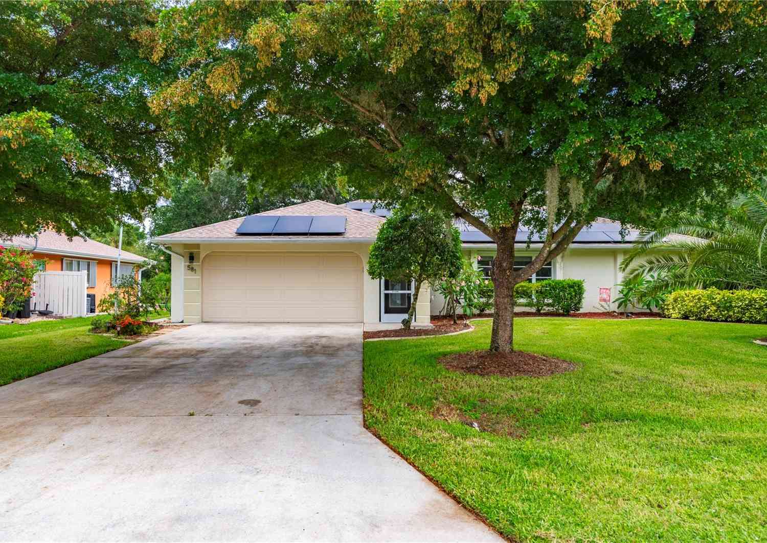 Homes For Sale - 581 Encarnacion Street<br/> PUNTA GORDA, FL 33983