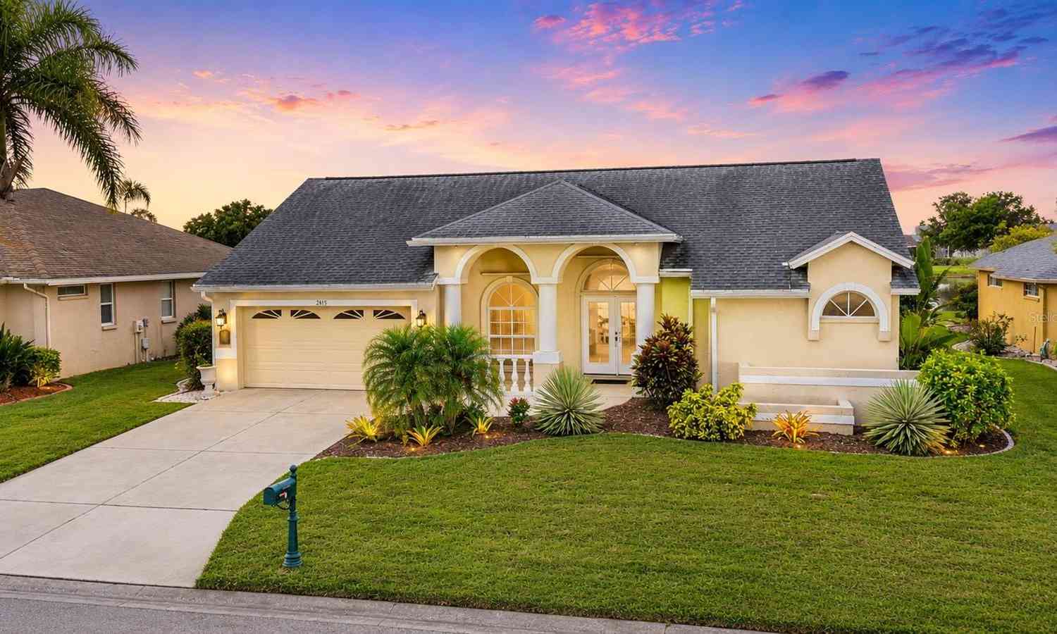 Homes For Sale - 2815 89th Avenue<br/> PARRISH, FL 34219