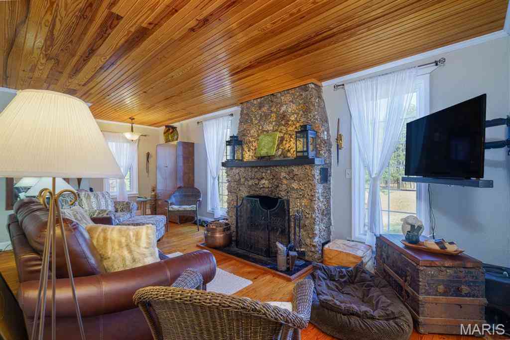 Condo For Sale - Undisclosed Address<br/> Unincorporated, MO 65566