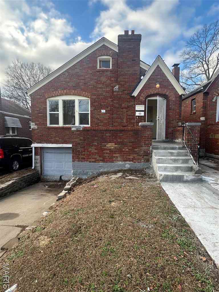 Homes For Sale - 6120 Bircher Street<br/> Pine Lawn, MO 63120