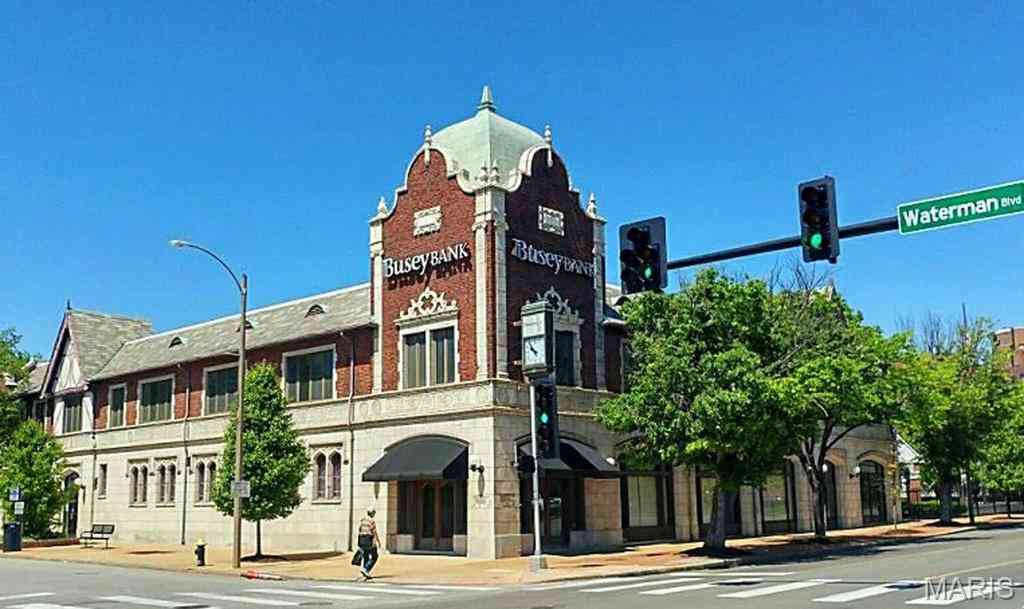 Condo For Rent - 415 Debaliviere Avenue #208<br/> Saint Louis, MO 63112