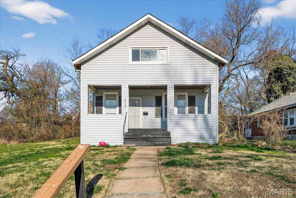 Condo For Sale - 3727 Salome Avenue<br/> Pine Lawn, MO 63121
