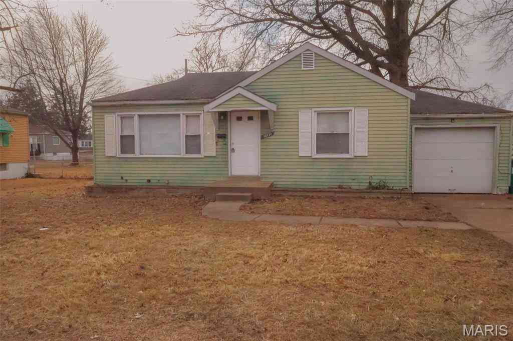 Condo For Rent - 10131 Cabot Drive<br/> Bellefontaine Nghbrs, MO 63137