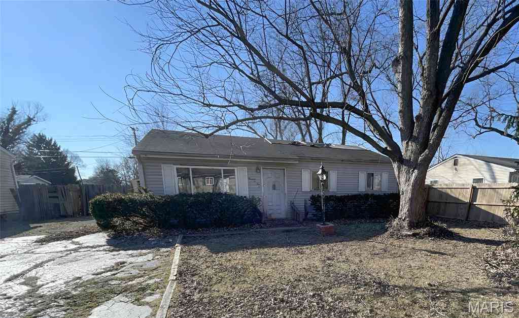Condo For Sale - 1402 Richard Drive<br/> Saint Clair County, Cahokia, IL 62206