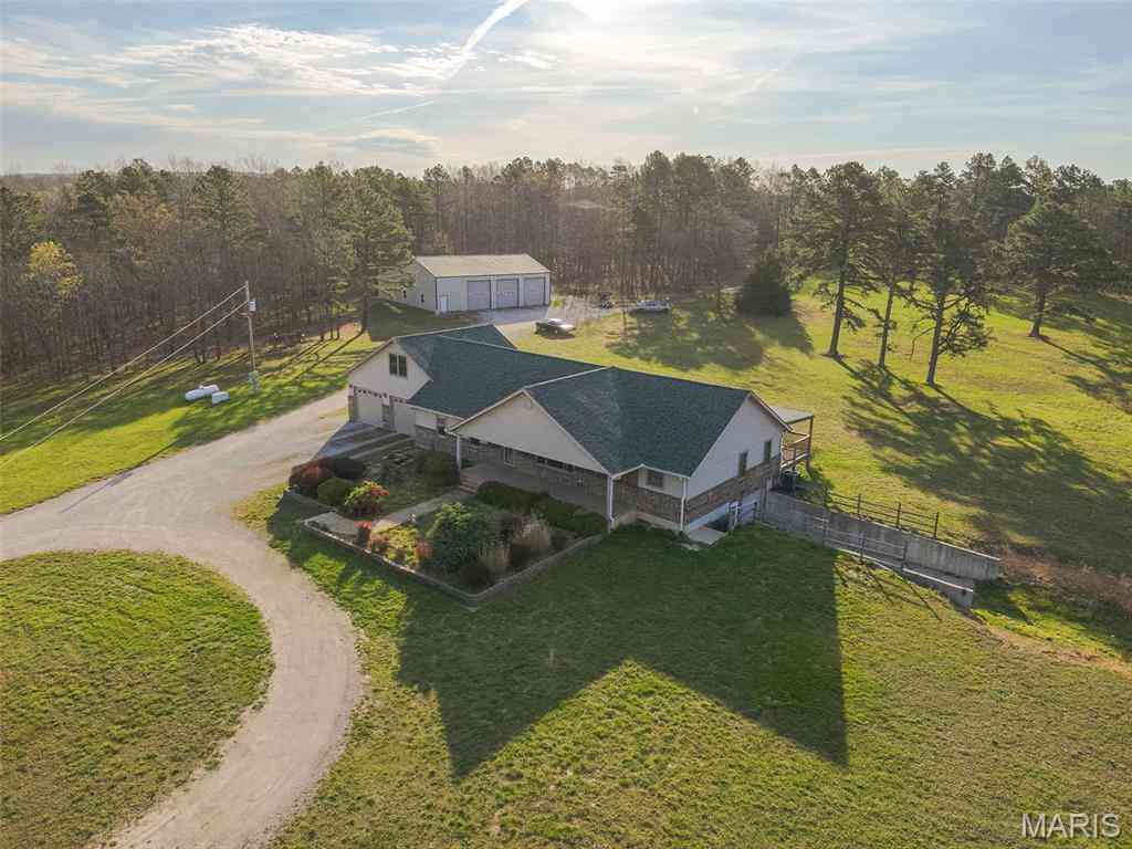 Homes For Sale - 19056 Country Road 427<br/> Summersville, MO 65571
