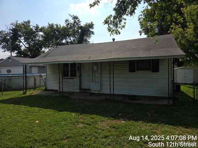 Homes For Sale - 110 12th Street<br/> Wood River, IL 62095