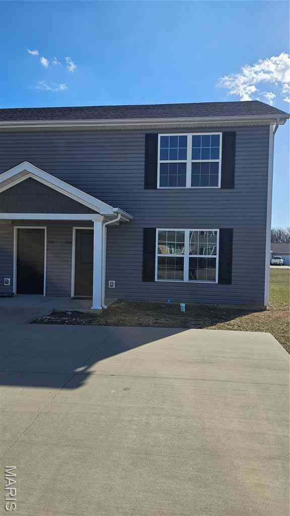 Townhouse For Sale - 850 Navajo Trail #850<br/> Warrenton, MO 63383