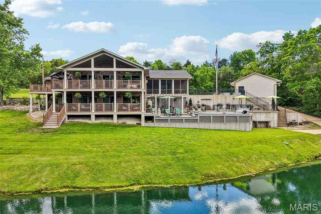 Homes For Sale - 3589 State Route 110<br/> De Soto, MO 63020