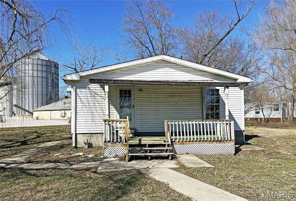 Mobile Home For Sale - 300 E Ellis Street<br/> Summerfield, IL 62289