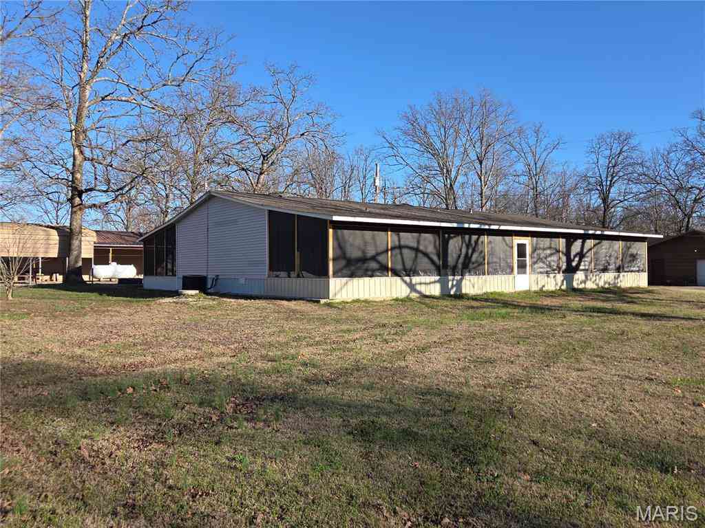Mobile Home For Sale - 377 South Oak<br/> Wayne County, Wappapello, MO 63966